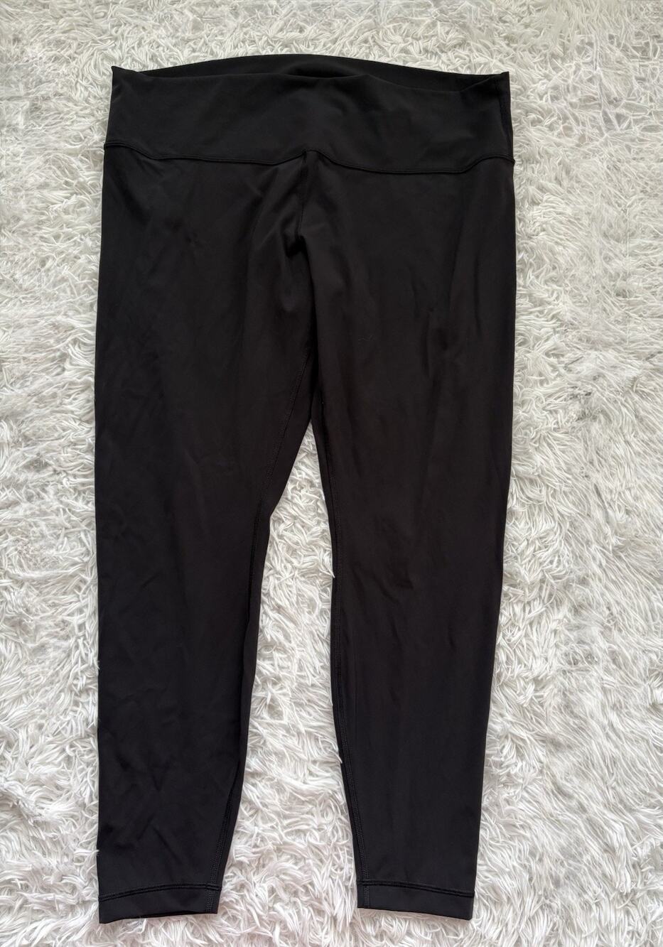 Lululemon Black “Wunder Under High Rise” Tights Sz. 20 Excellent Condition